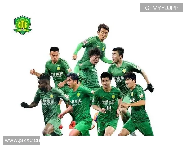 杭州足球队与深圳足球队赛后复盘分析球员个人能力表现与战术执行